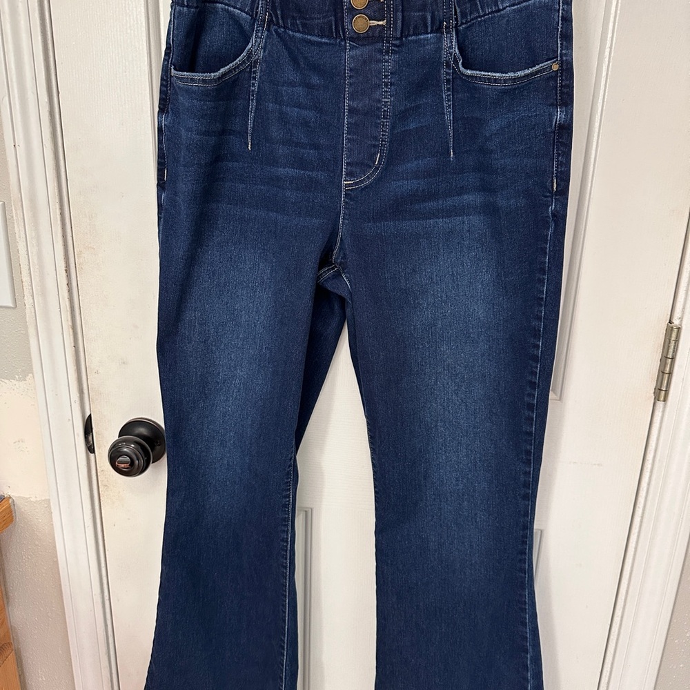 Everflex by Maurices Blue Flare Wide Leg Jeans pull on stretchy side Large